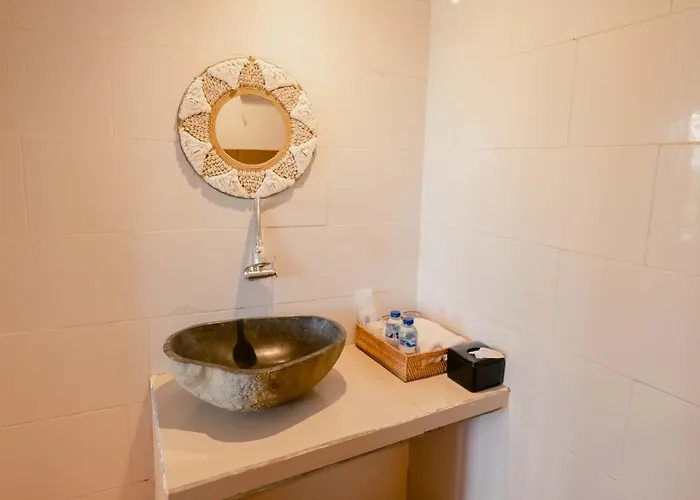 Bali Girl Penida Hotel 3*